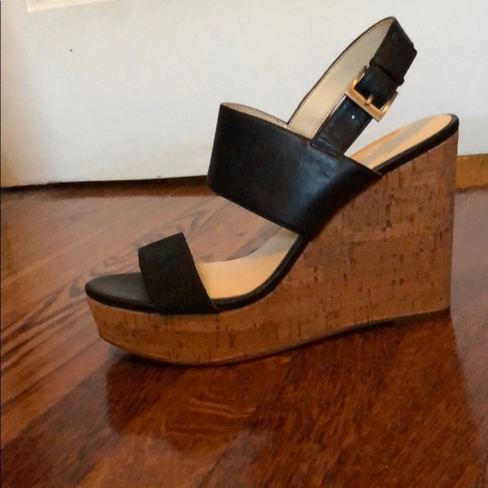 Nine West black wedges